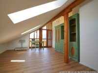 Das größere der DG-Zimmer