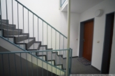 Gepflegtes Treppenhaus - ***Rarität! Sehr ansprechende 2-Zimmer-EG-Wohnung mit Garten und Duplexstellplatz***