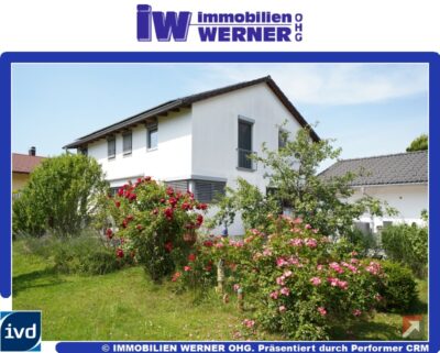 ***Energiesparendes EFH mit Gartenparadies und Doppelgarage***, 83088 Kiefersfelden, Einfamilienhaus