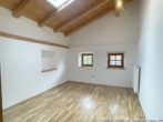 Obergeschoss - Zimmer 1 - ***Haus im Haus! Urgemütliche 4,5-Zimmer-Maisonettewohnung in Haus von um 1600***