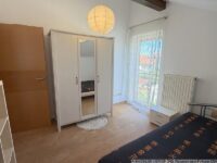 Das kleinere Zimmer im DG