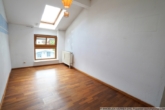 Kinderzimmer 2 - ***Brannenburg*** Geschmackvolle DHH mit Garten, Pool, Garage und guter Anbindung***