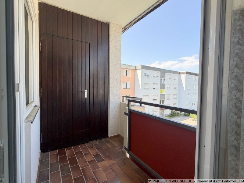 Nord-Loggia mit Abstellraum