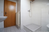 Das Duschbad mit Fenster im DG - ***Perfekt für eine Familie! 4 Schlafzimmer, Garten und Garage!!! Rosenheim-Erlenau!***