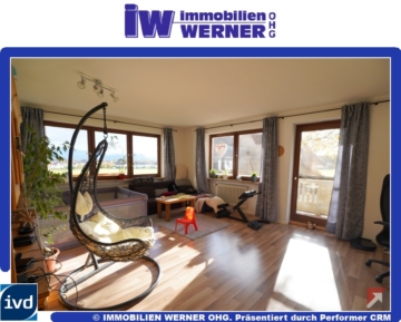 ***Großzügige 4-Zimmer-Wohnung in ländlicher Gegend im nördlichen Stadtgebiet*mit Einzelgarage***, 83024 Rosenheim, Etagenwohnung