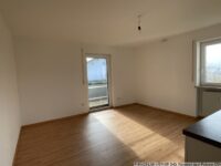 Großzügige Essküche mit Zugang zum Süd-Balkon