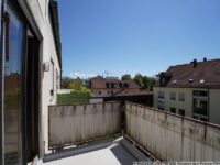 Der Balkon mit Bergblick