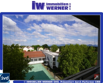 ***Vermietete, helle 1-Zimmer-Wohnung im 6.OG mit Blick, Balkon und Stellplatz***, 83026 Rosenheim, Etagenwohnung