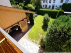 Blick vom Balkon auf den Garten