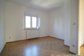 Das Dritte Zimmer - ***Aufgefrischte 3-Zimmer-Wohnung mit Balkon und Garage nähe Zentrum***