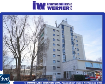 ***Vermietete, helle 1-Zimmer-Wohnung im 6.OG mit Blick, Balkon und Stellplatz***, 83026 Rosenheim, Etagenwohnung