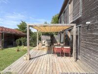 Großzügige Terrasse