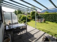 Die Süd-Terrasse mit Bergblick