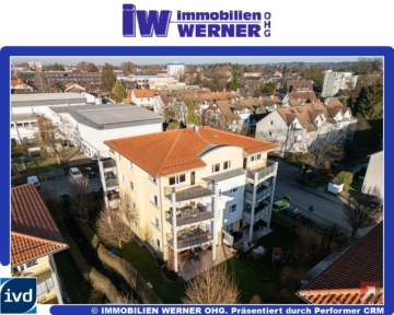 ***Die ganze oberste Etage! Super hell, super Blick!Penthouse-Flair***, 83024 Rosenheim, Etagenwohnung